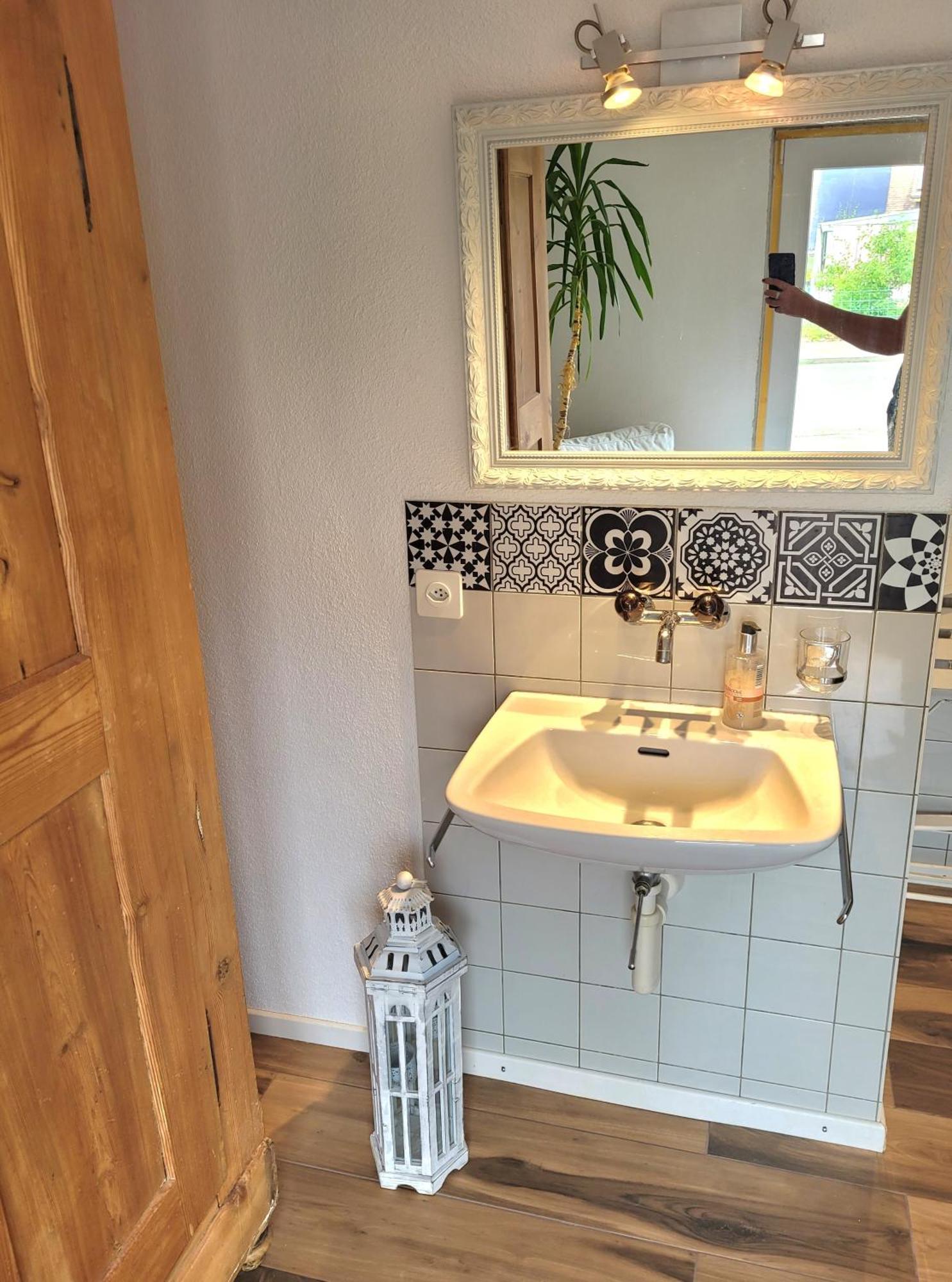 Charmante Waldrandidylle Otel Kreuzlingen Oda fotoğraf